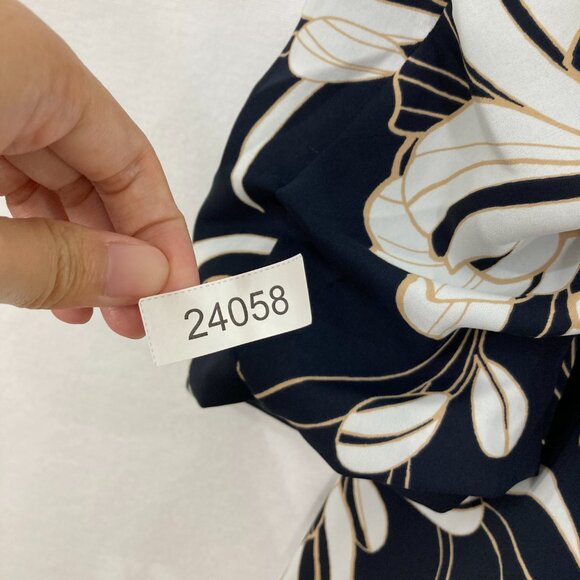 Chico's size 20 Navy White Floral Open Front 3/4 Sleeve Preppy Blazer Office - Picture 8 of 8